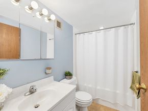 175 Quincy Shore Dr B23, Quincy MA 02171