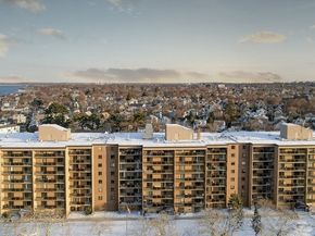 175 Quincy Shore Dr B23, Quincy MA 02171