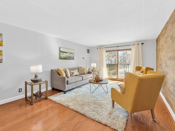 175 Quincy Shore Dr B23, Quincy MA 02171