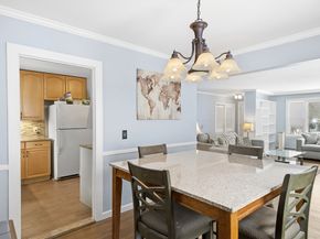 79 High St, Uxbridge MA 01569