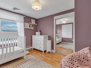 76 Hovey St 3, Watertown MA 02472