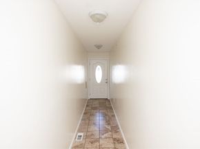 35 Houghton St, Worcester MA 01604