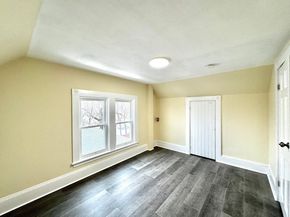 98 Safford St, Quincy MA 02171