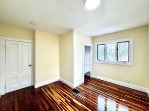 98 Safford St, Quincy MA 02171