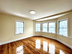 98 Safford St, Quincy MA 02171