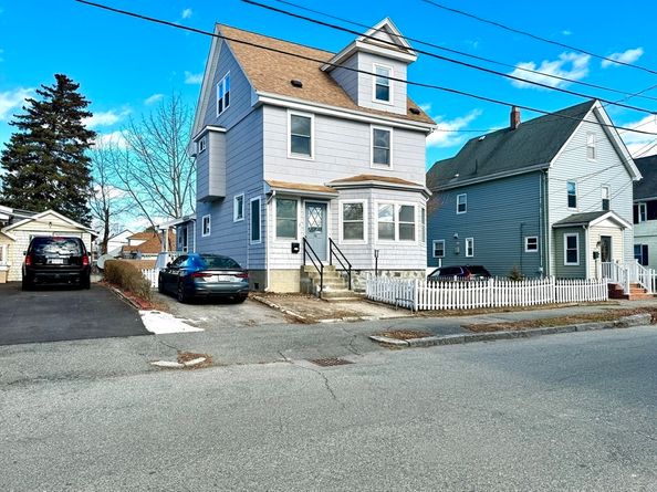 98 Safford St, Quincy MA 02171