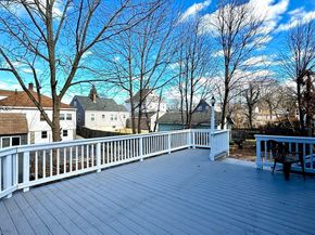 98 Safford St, Quincy MA 02171
