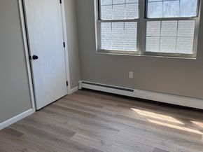 1099 River St 3, Boston MA 02136