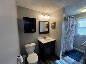 139 Wellman Ave 139, Chelmsford MA 01863