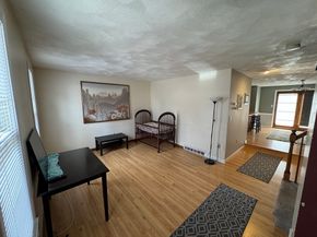 139 Wellman Ave 139, Chelmsford MA 01863