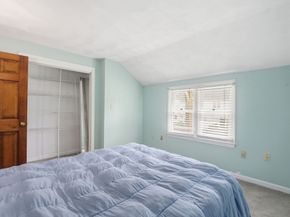 139 Wellman Ave 139, Chelmsford MA 01863