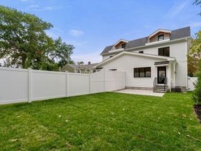71 Cloverdale 1, Newton MA 02461