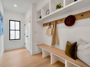 71 Cloverdale 1, Newton MA 02461