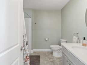 5 Peter St. D, Uxbridge MA 01569