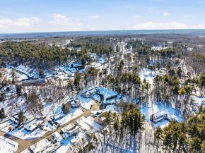 5 Peter St. D, Uxbridge MA 01569