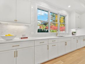8 Crestview Road, Needham MA 02492