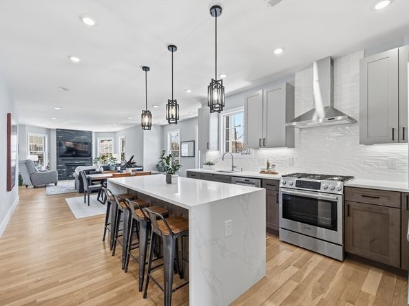 14 Maple St 14, Watertown MA 02472