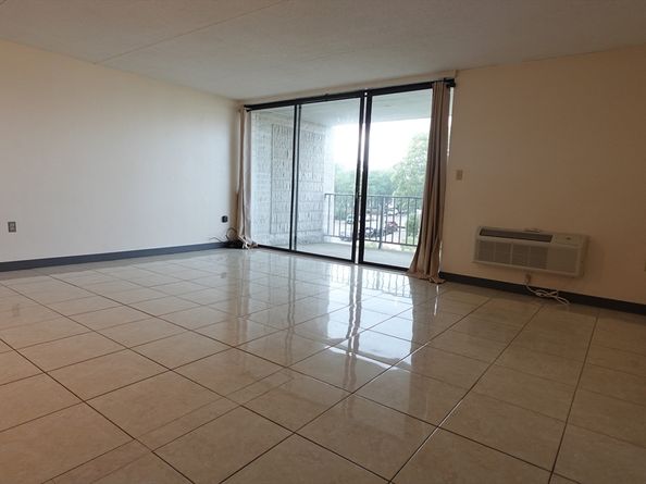 37 Skyline Dr 11, Braintree MA 02184