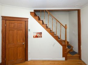 4 Stockholm St, Worcester MA 01607