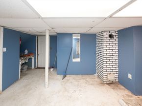 4 Stockholm St, Worcester MA 01607