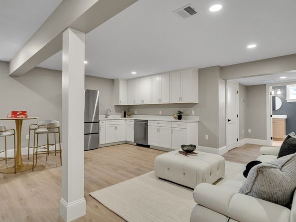 1 Cushing Street, Lexington MA 02420