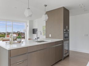 100 Lovejoy Wharf PH 1D, Boston MA 02114