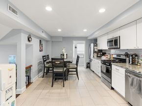 38-1/2 Ellsworth Rd, Peabody MA 01960