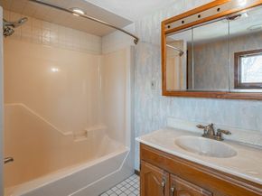 34 Summer St, Saugus MA 01906