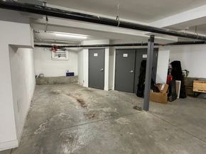 891 E 1st 4, Boston MA 02127