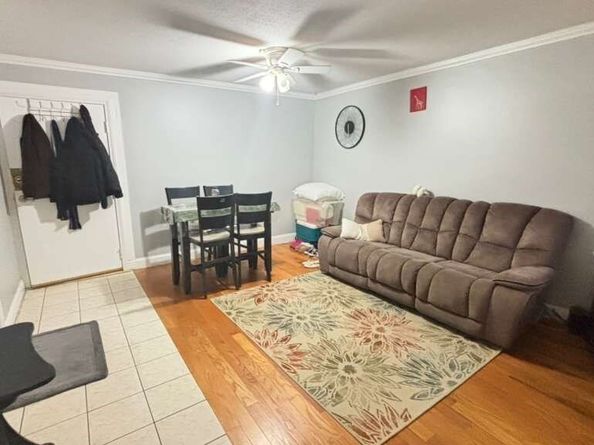 11 Weld St 33, Framingham MA 01702