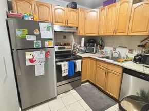 11 Weld St 33, Framingham MA 01702