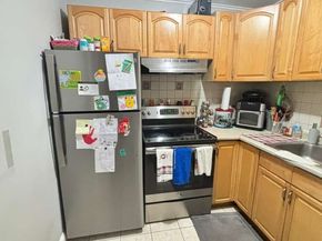 11 Weld St 33, Framingham MA 01702