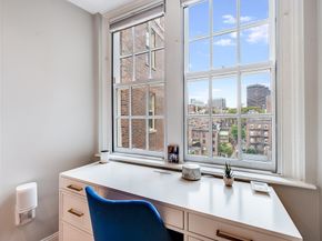 15 River St 704, Boston MA 02108