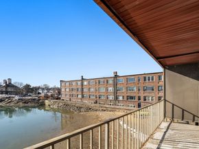 247 Washington Ave 10, Winthrop MA 02152