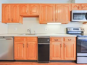 17 Quisset Brook 17, Milton MA 02186