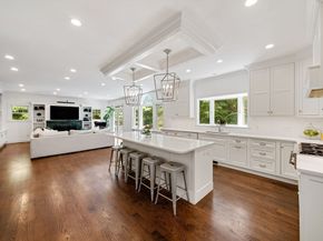 146 Pine St, Dover MA 02030