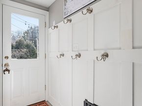 16 Pickwick Road, Marblehead MA 01945