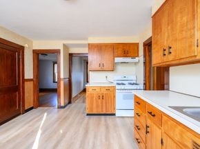 17-19 Albany St, Quincy MA 02170