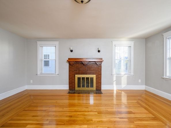 17-19 Albany St, Quincy MA 02170