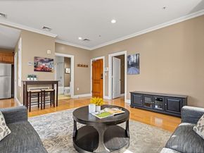 126 Jersey St 201, Boston MA 02215