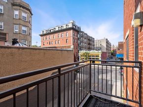 126 Jersey St 201, Boston MA 02215