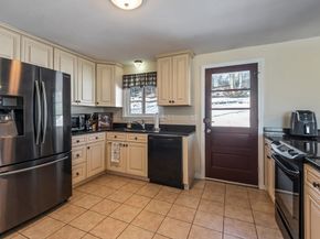 248 Saint Nicholas Ave, Worcester MA 01606