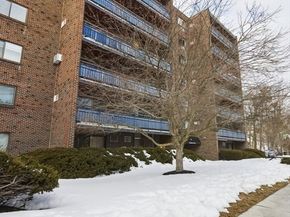 32 Whites Ave D65, Watertown MA 02472