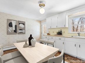 120 Mary Ln 3, Bridgewater MA 02324