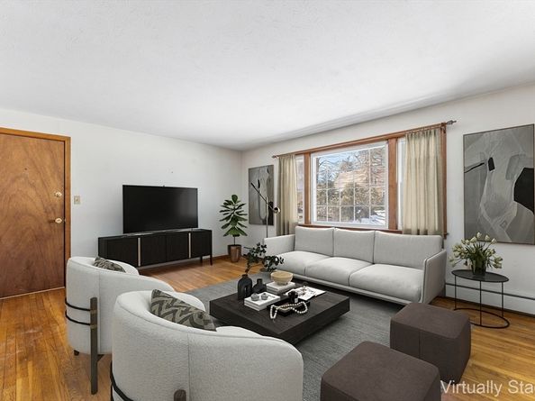 120 Mary Ln 3, Bridgewater MA 02324