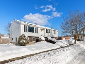 102 Suffolk St, Malden MA 02148