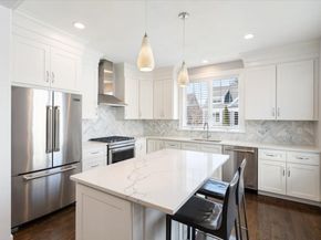 10 Tanglewood Dr 10, Framingham MA 01701