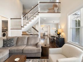 10 Tanglewood Dr 10, Framingham MA 01701