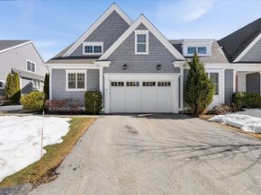 10 Tanglewood Dr 10, Framingham MA 01701