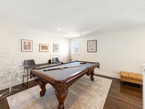 10 Tanglewood Dr 10, Framingham MA 01701